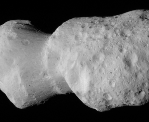 Foto del asteroide Donaldjohanson obtenida por la sonda Lucy.